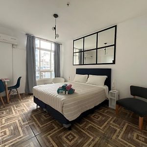 Obelisk Apartment Studio